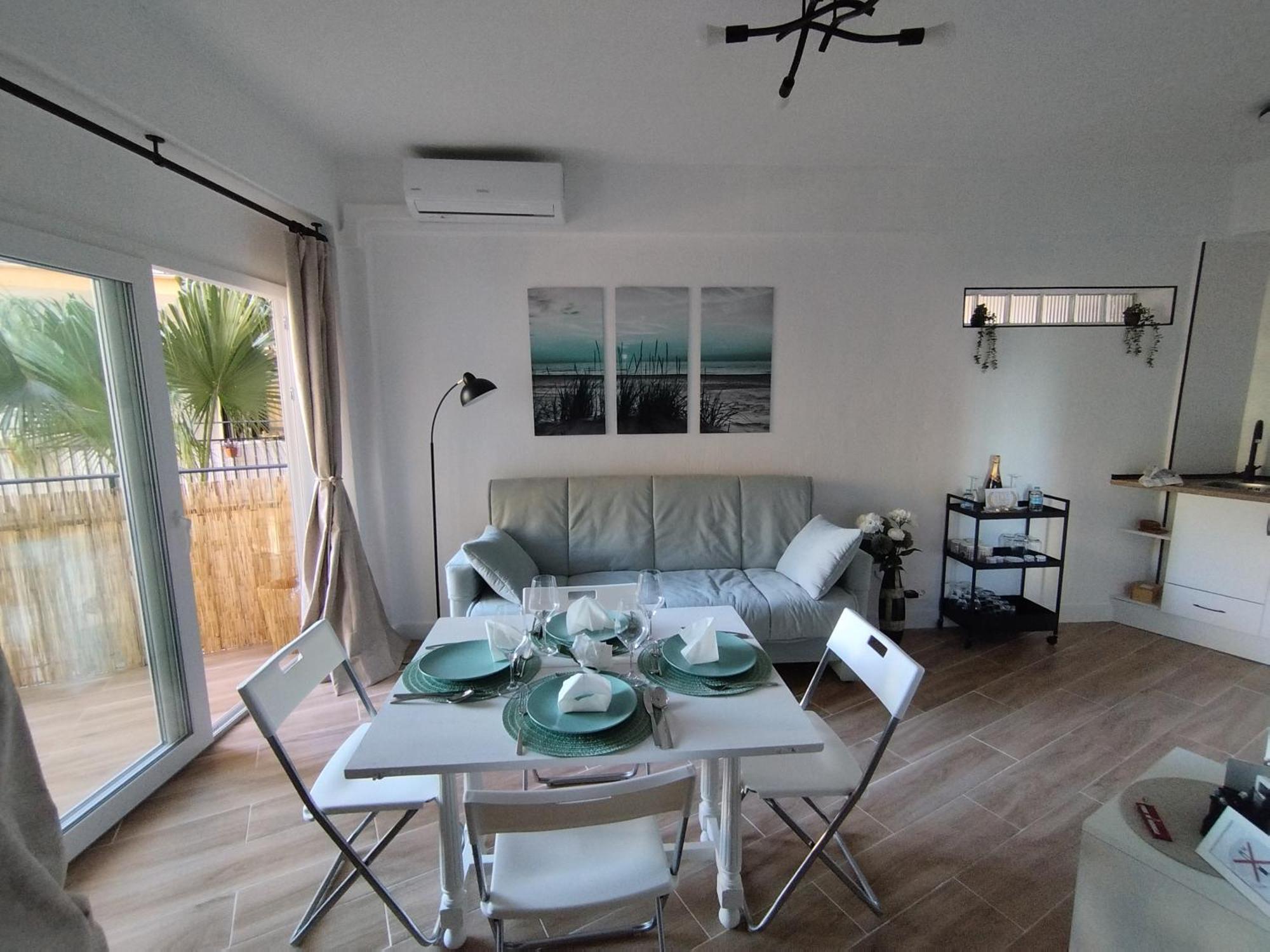 Amazing Front Sea View Studio. Centre * Marbella
